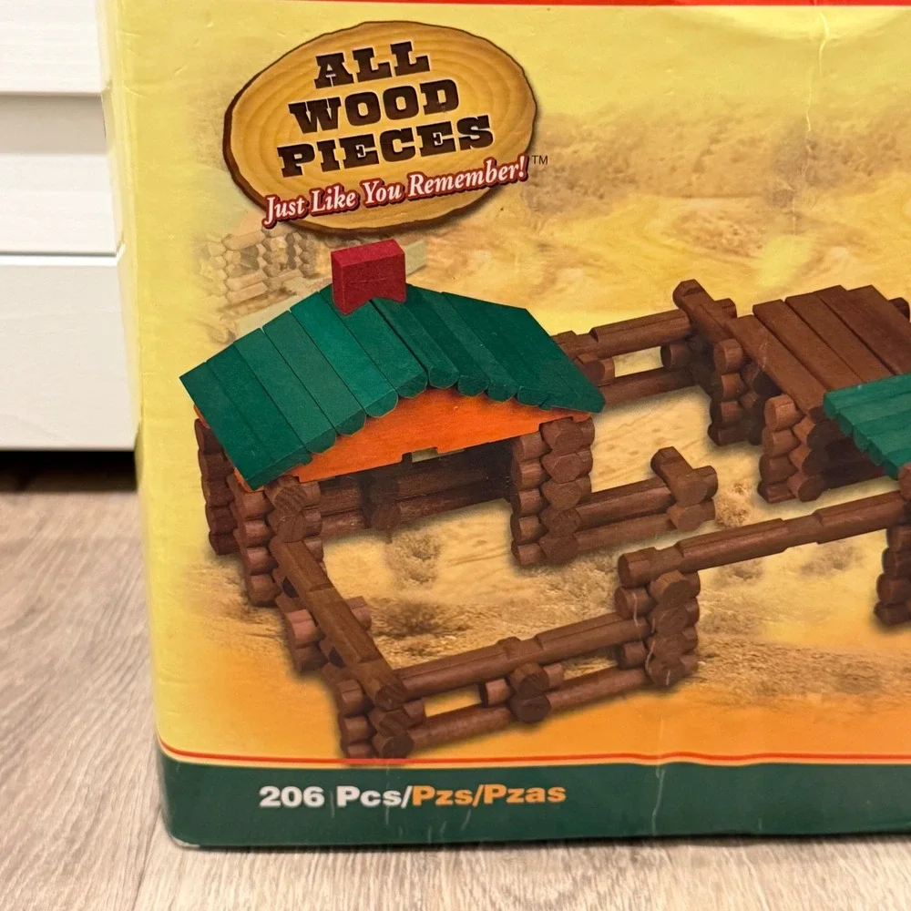 Lincoln Logs Fort Wilderness Building Set Brown Wood Pieces Storage Bin